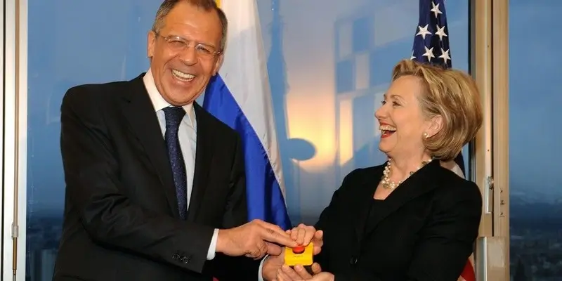 Hillary Rodham Clinton a Sergej Lavrov